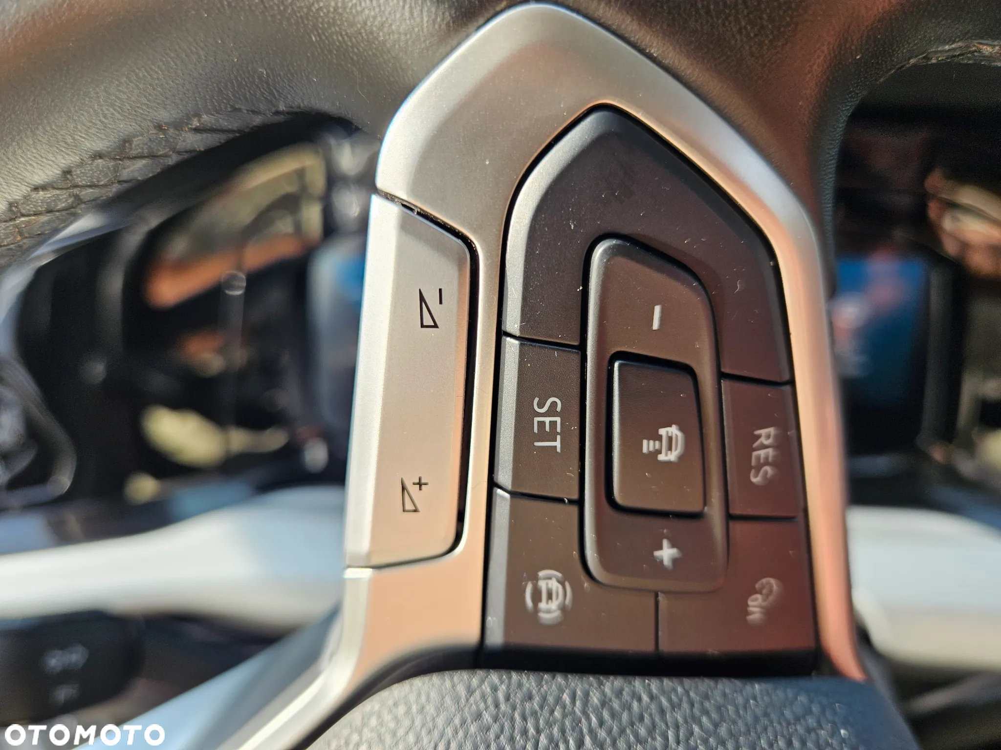 Volkswagen Golf VIII 2.0 TDI - 19