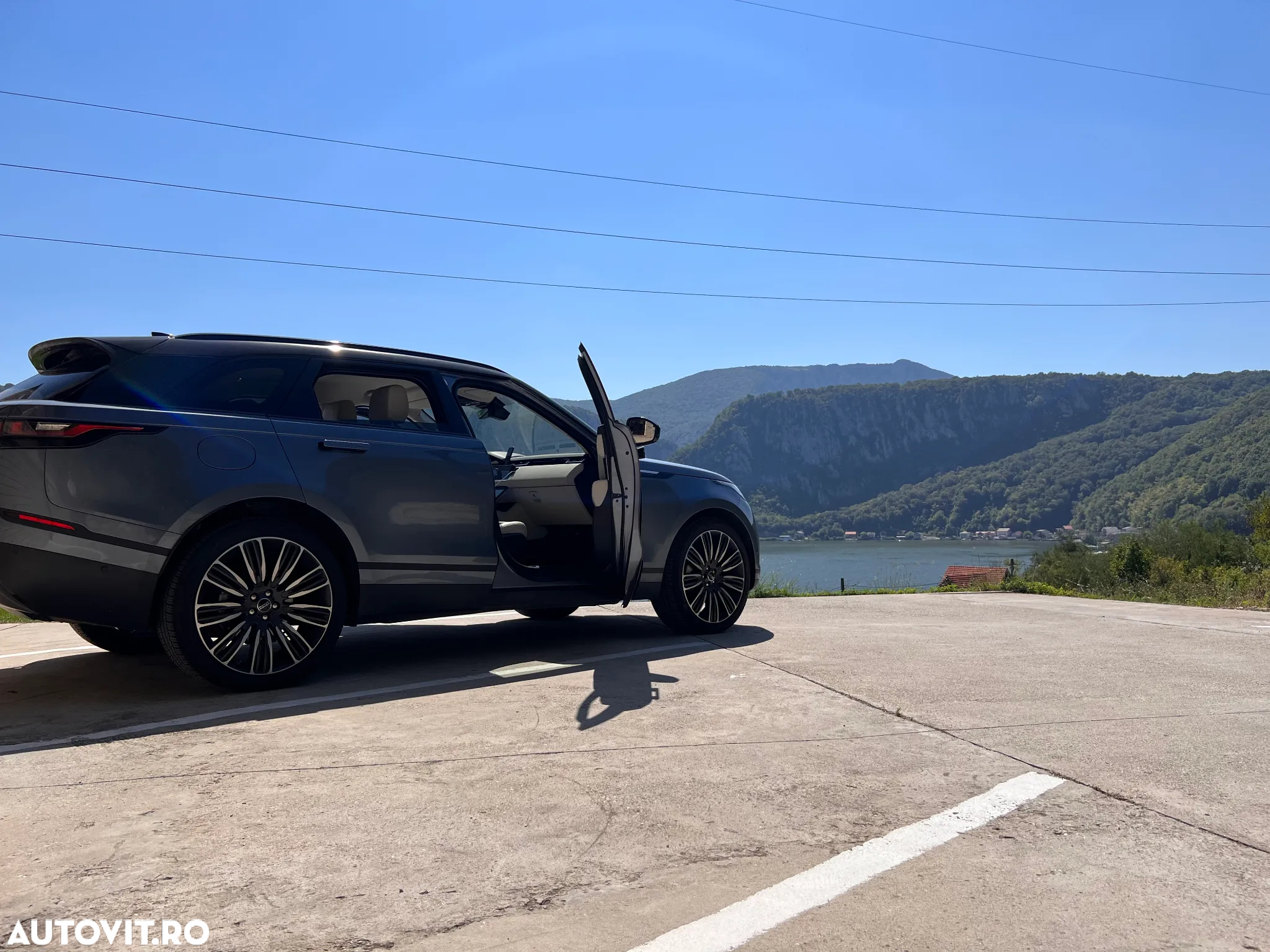 Land Rover Range Rover Velar 3.0 SE - 9