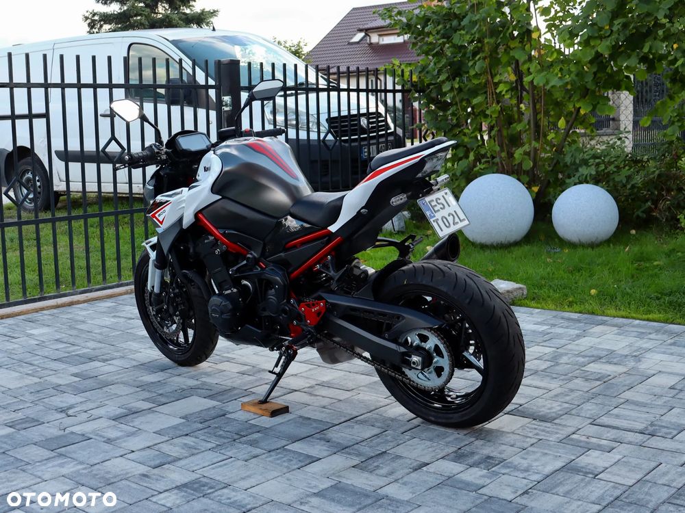 Kawasaki Z 900 - 6
