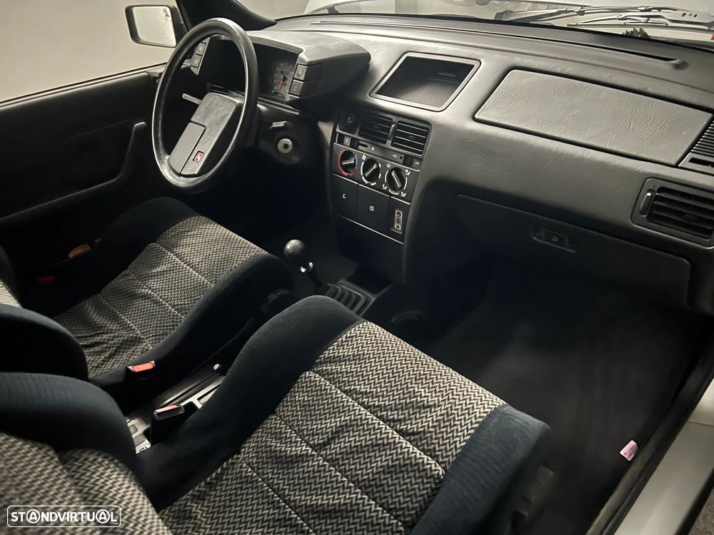 Citroën BX 19 GTI - 13