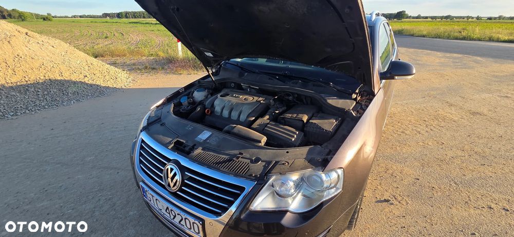 Volkswagen Passat 2.0 TDI Highline DSG - 19