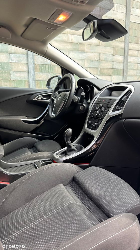 Opel Astra 1.6 Turbo Edition - 6