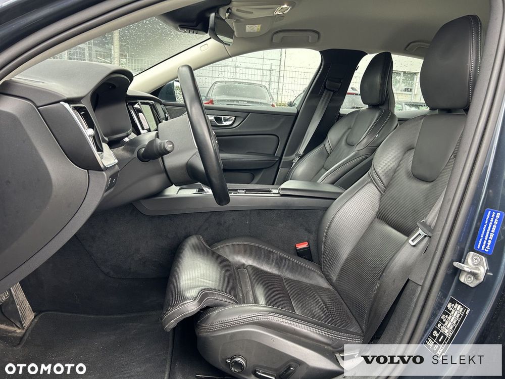 Volvo S60 - 11