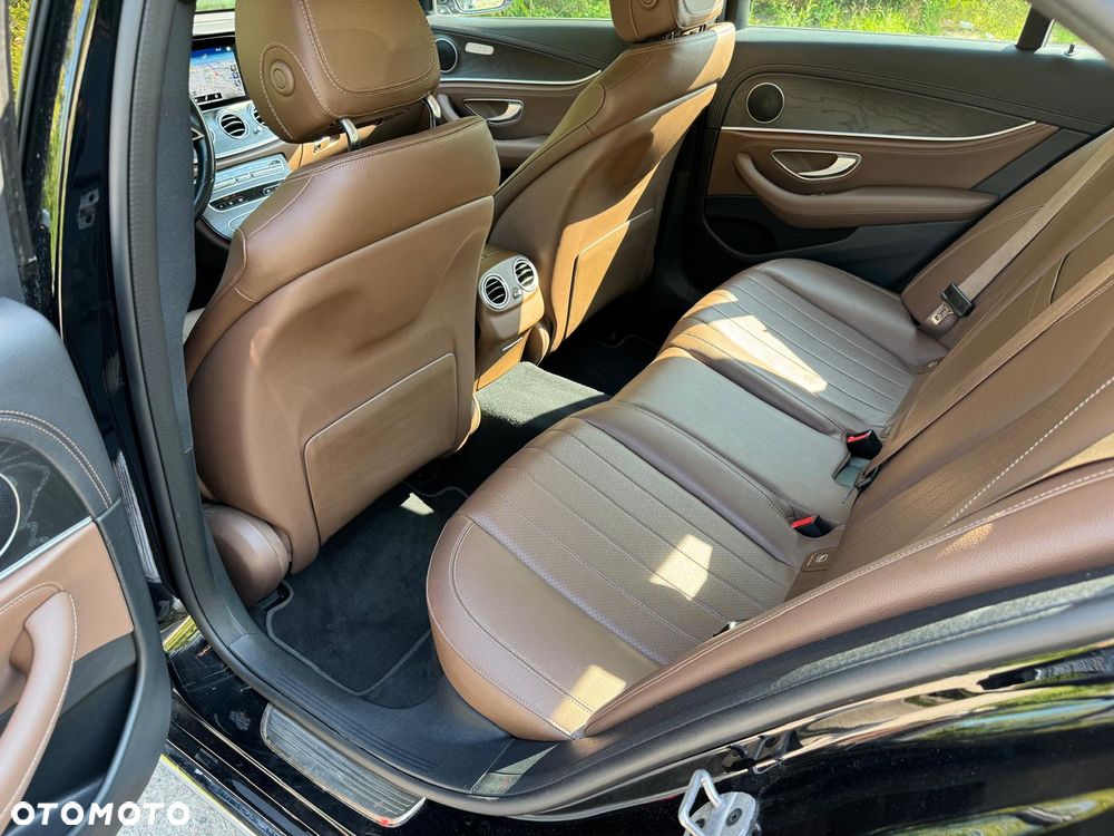 Mercedes-Benz Klasa E 220 d 4-Matic Avantgarde - 8