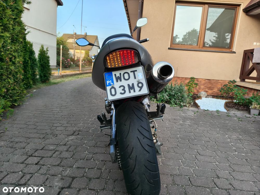 Honda Hornet - 8
