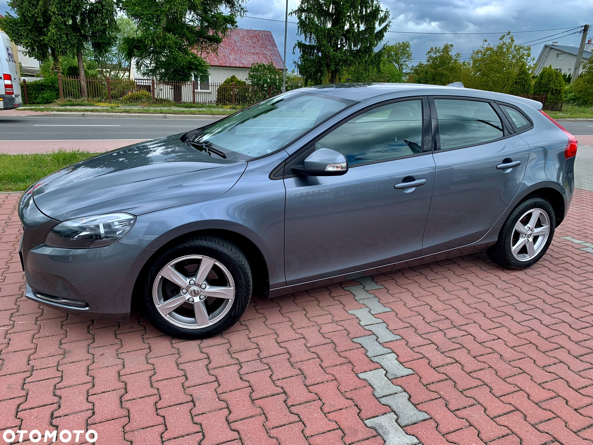 Volvo V40 D2 Drive-E Summum - 5