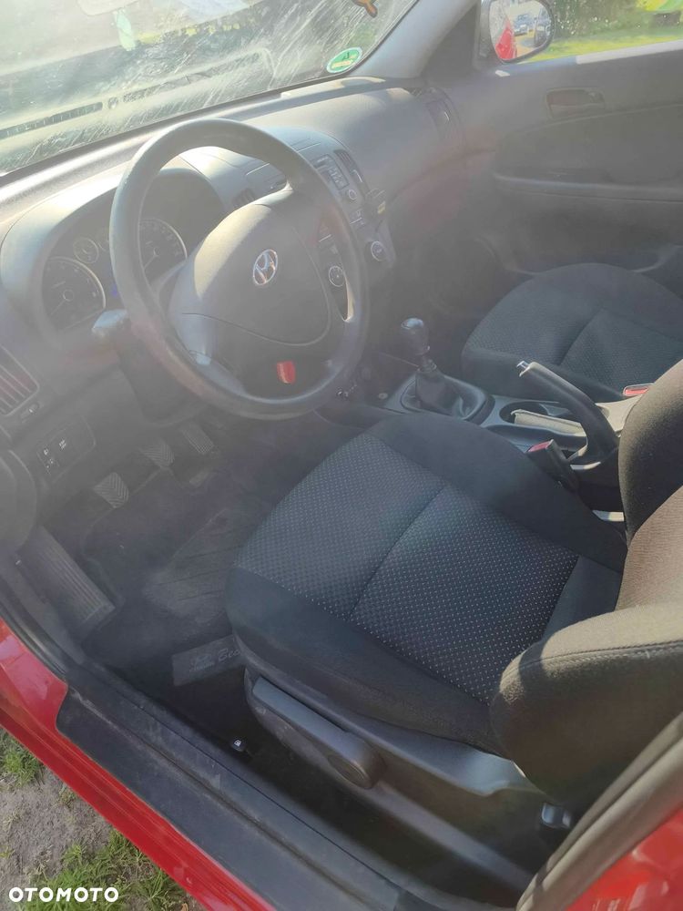 Hyundai i30 1.4 Base - 6