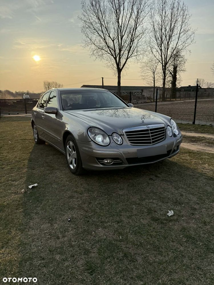 Mercedes-Benz Klasa E 220 T CDI Classic - 1