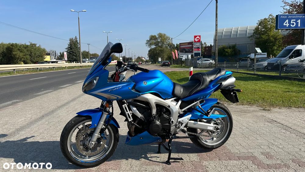 Yamaha FZ6