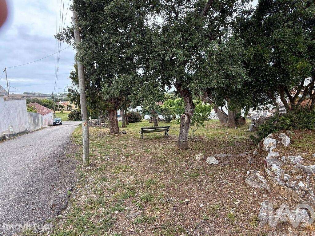 Casa / Villa T2 em São Bartolomeu dos Galegos e Moledo de 104 m2 - Grande imagem: 3/36