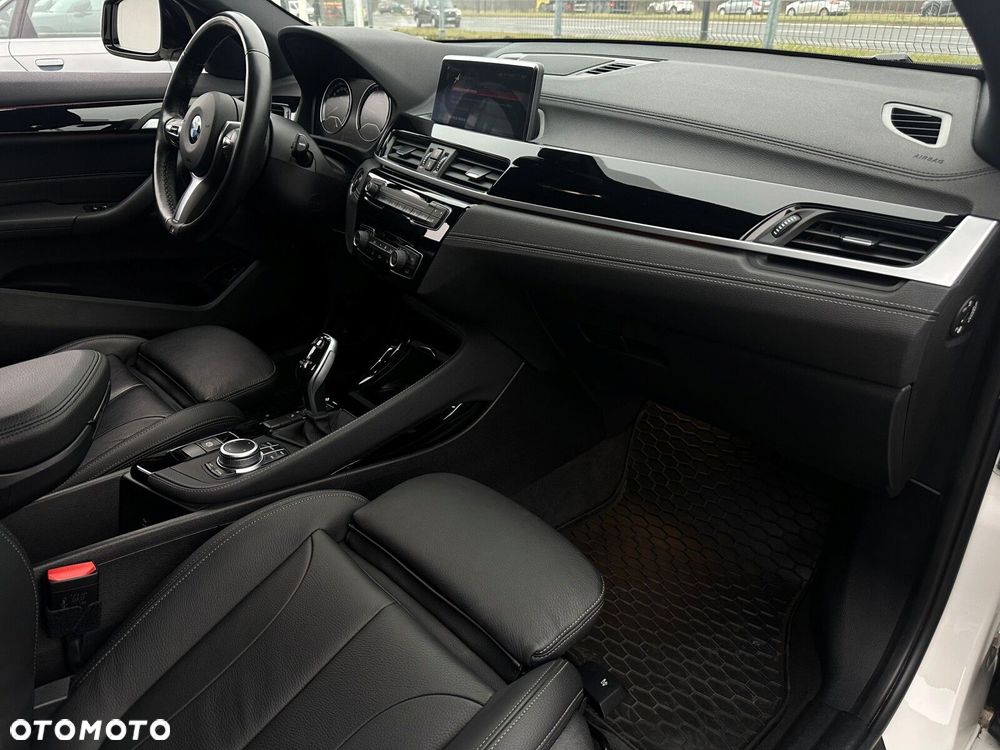BMW X2 - 11