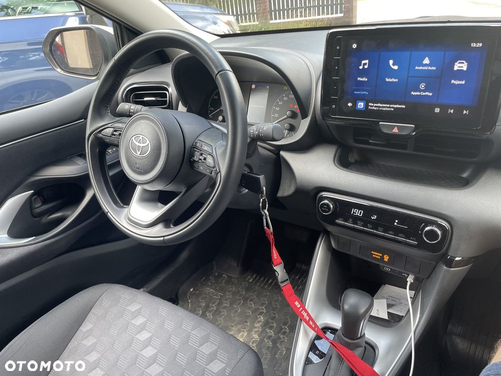 Toyota Yaris - 7