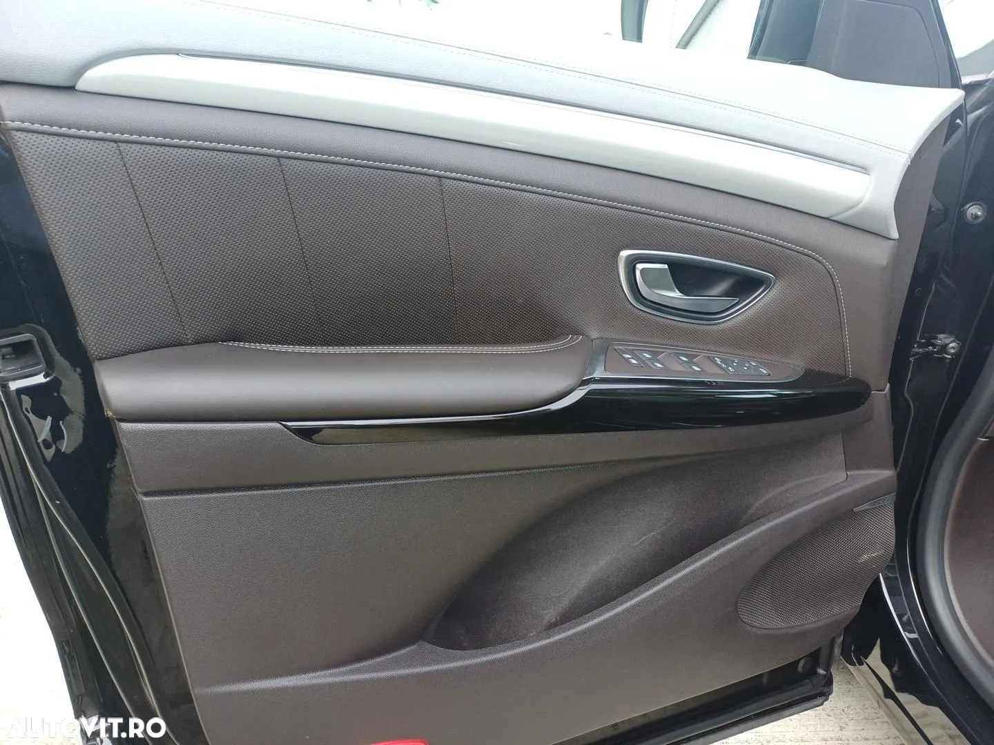 Renault Espace Energy dCi 160 EDC Initiale Paris - 9