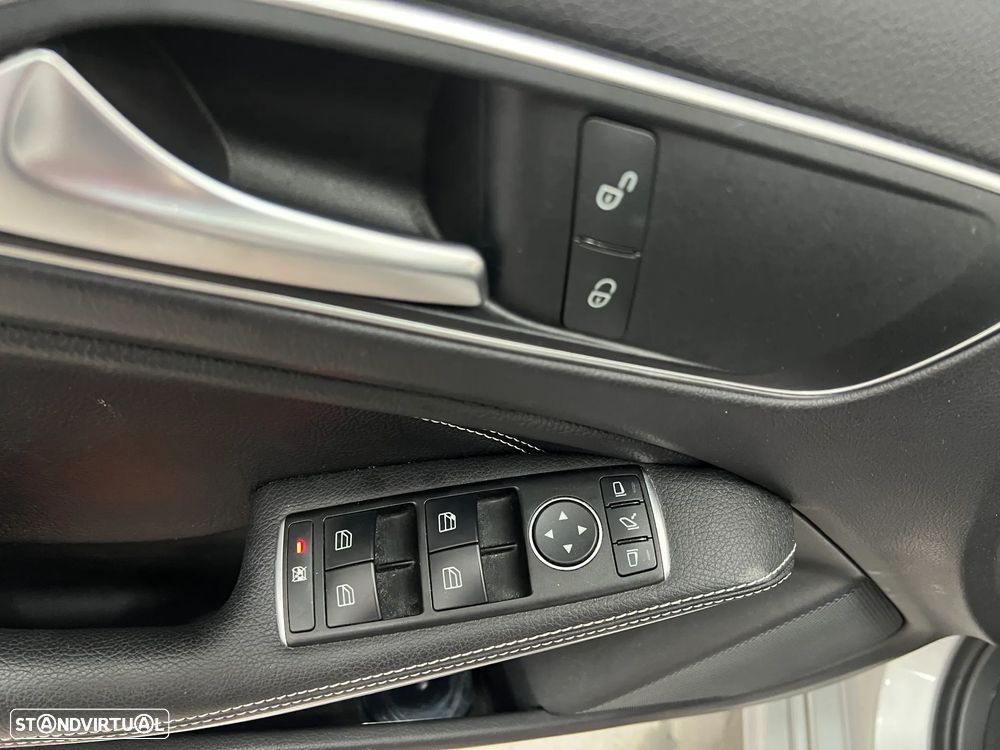 Mercedes-Benz A 180 CDI 7G DCT - 28