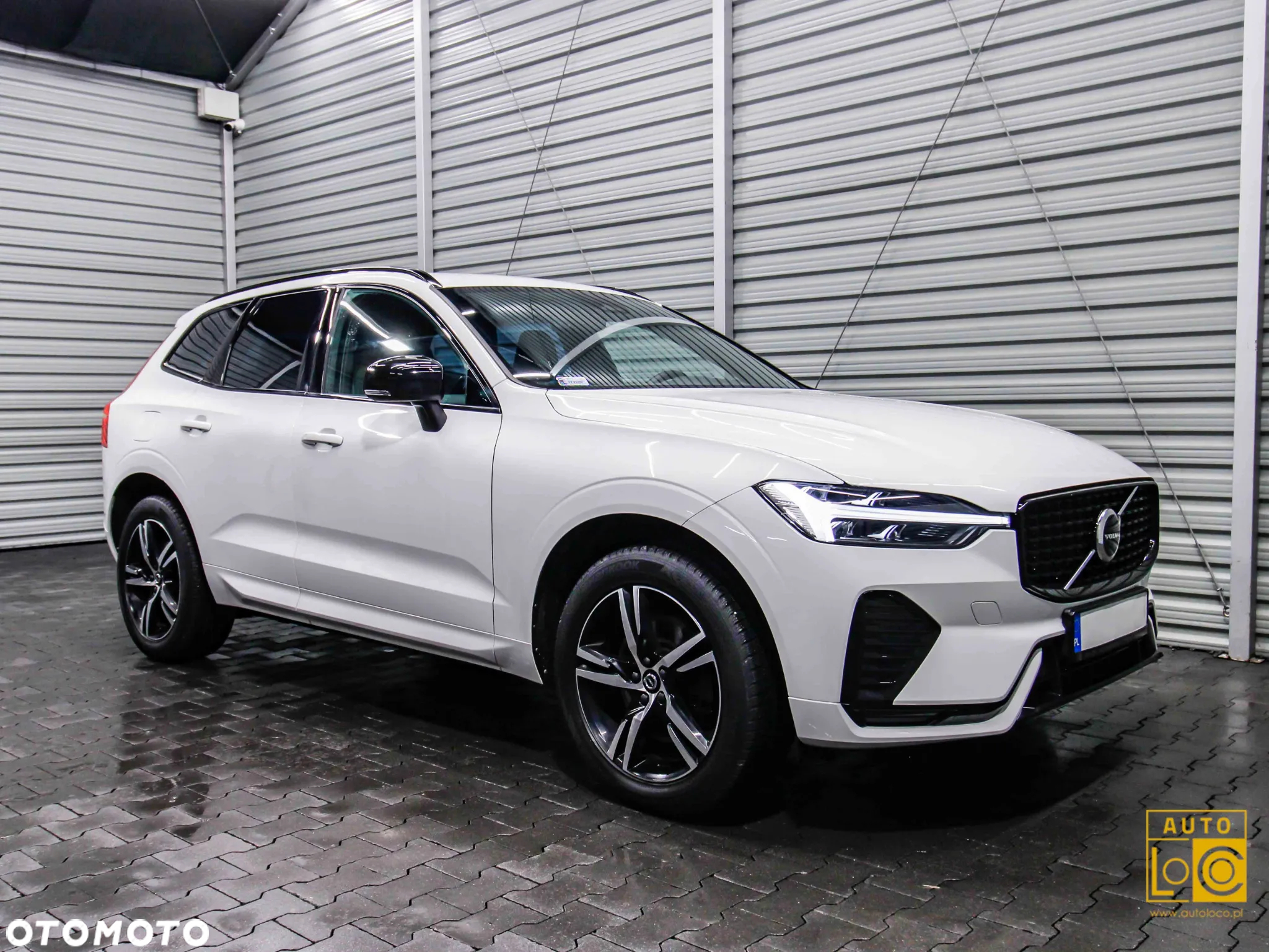 Volvo XC 60 B4 B R-Design - 9