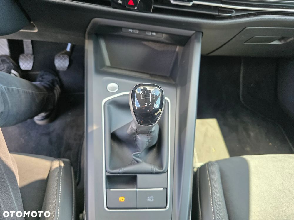 Volkswagen Golf 1.5 TSI Life Plus - 24