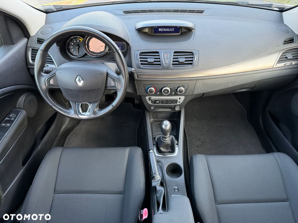 Renault Megane 1.6 16V 110 LIMITED - 24