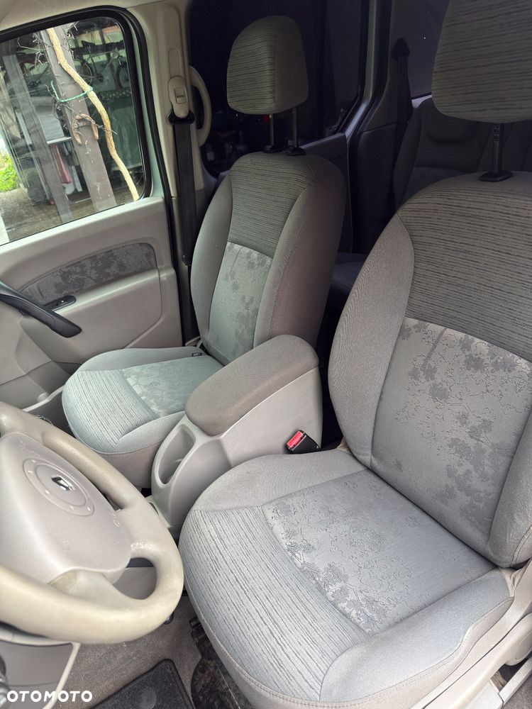 Renault Kangoo 1.5 dCi Helios - 8