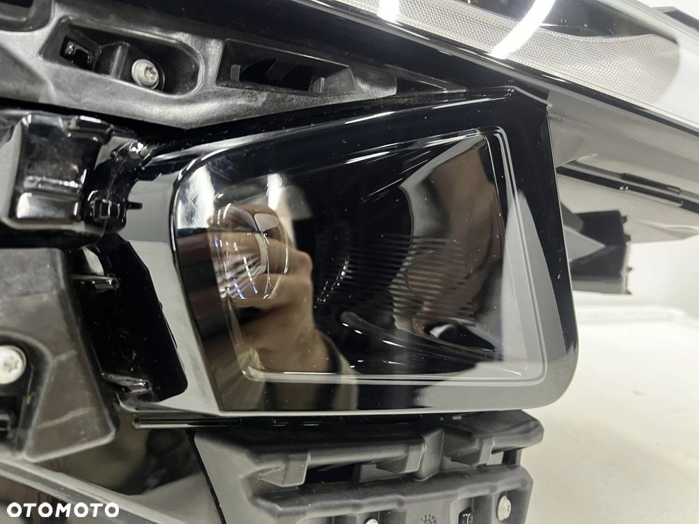 Lampa reflektor Mazda 6e Elektryk 24r.- PRAWA przednia Full LED Europa prawy przód 20-8299-a0b 20-82 - 9