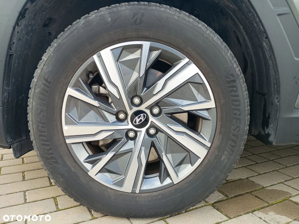 Hyundai Tucson 1.6 T-GDi HEV Executive 2WD - 19