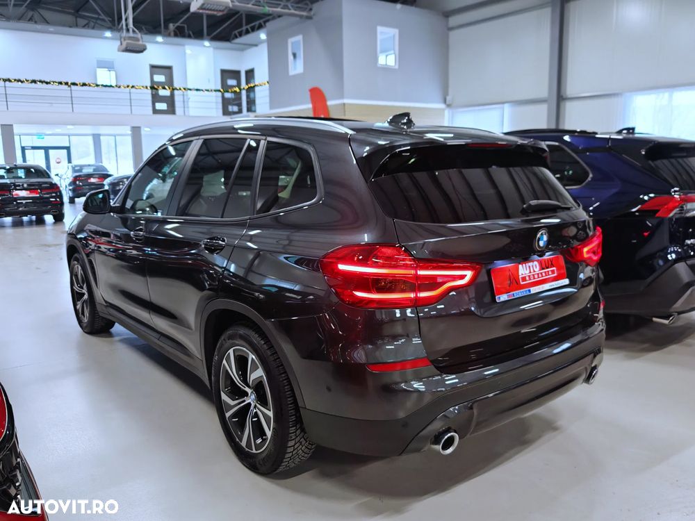BMW X3 xDrive20d Aut. - 6