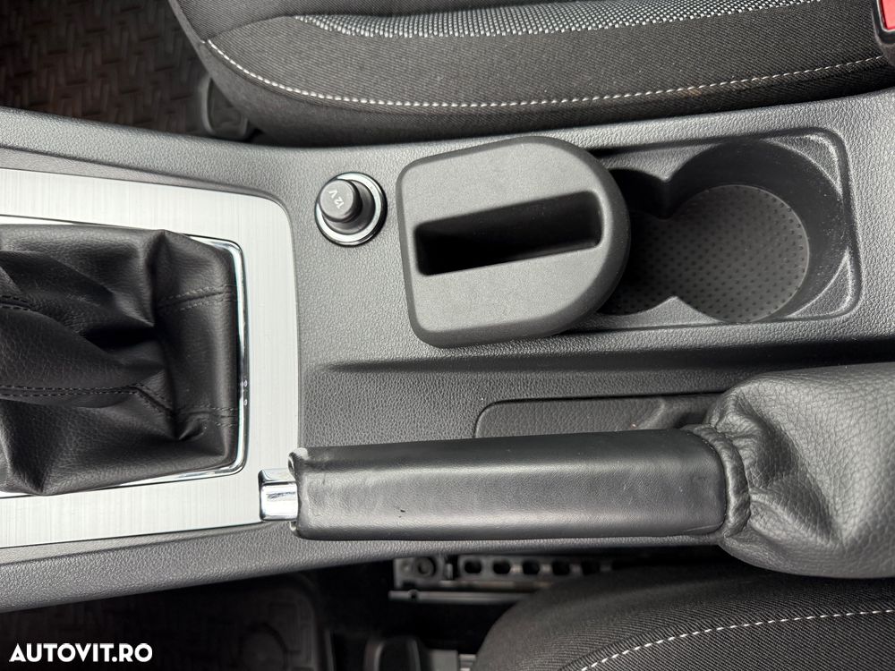 Skoda Octavia Combi Diesel 1.6 TDI Ambition - 27