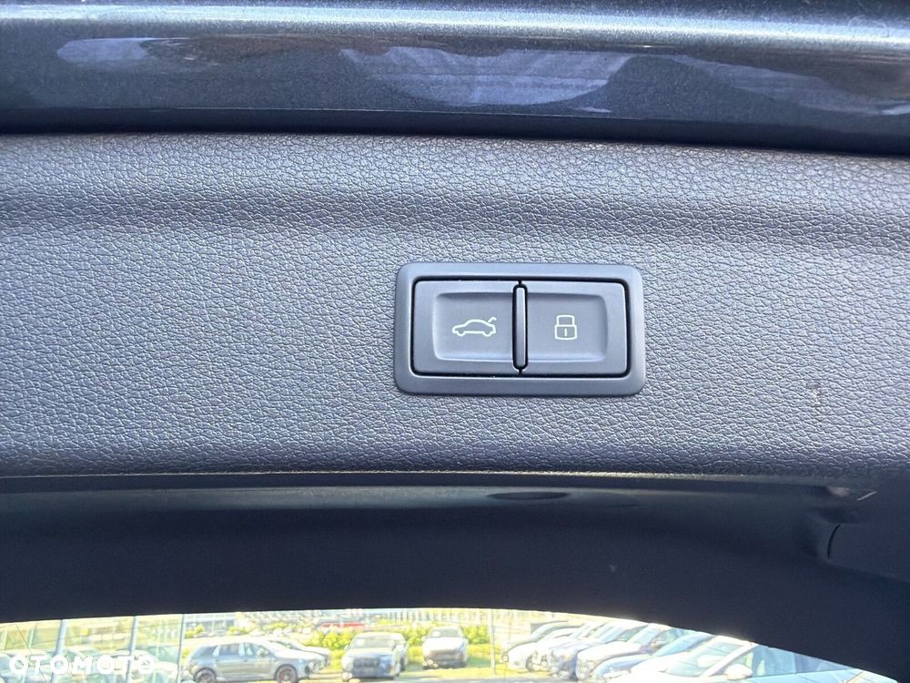 Audi Q3 35 TDI S-Line S tronic - 26
