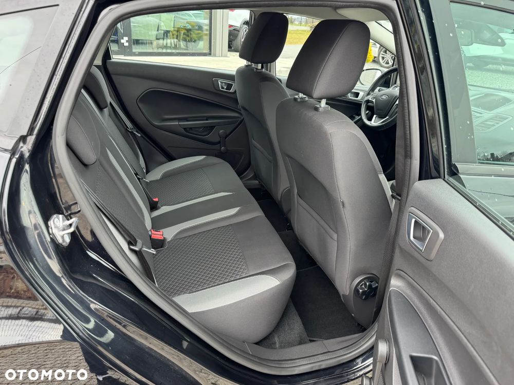 Ford Fiesta - 17