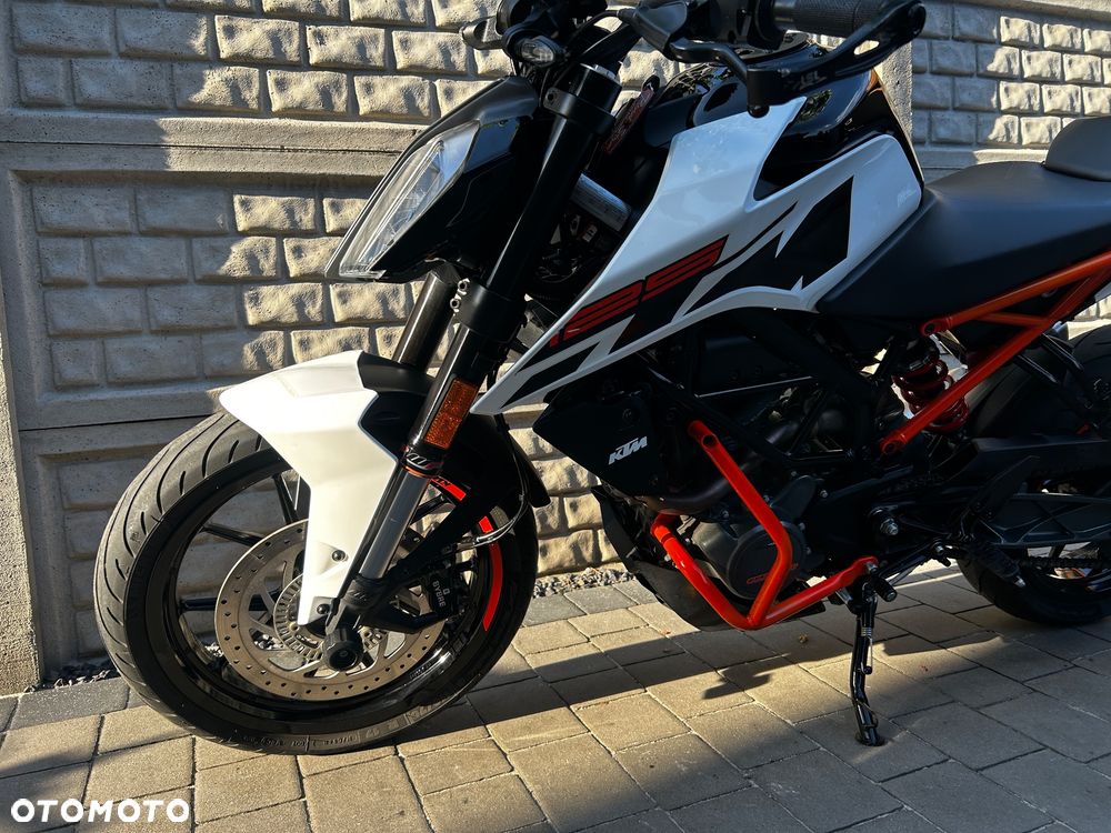 KTM Duke - 17