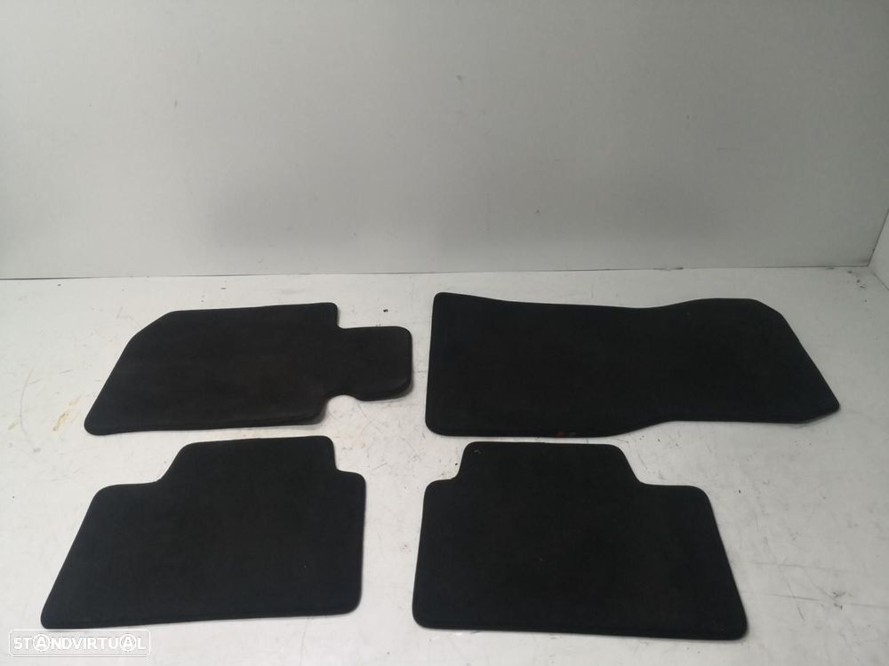 CONJUNTO DE TAPETE BMW SERIE 3 BERLINA G20 - 1