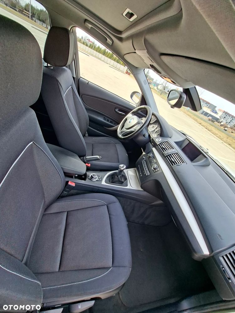 BMW Seria 1 118d DPF Edition Sport - 18