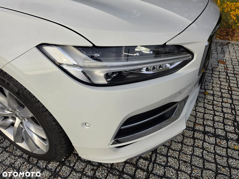 Volvo S90 D4 SCR Momentum Pro - 10