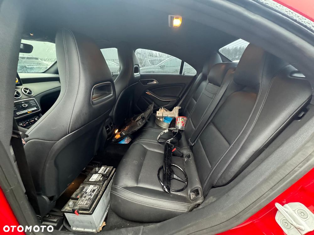 Mercedes-Benz CLA 250 7G-DCT - 13