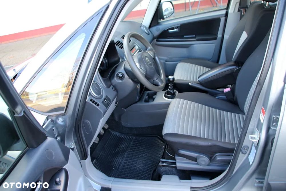 Suzuki SX4 2.0 DDiS Explore 4WD - 22