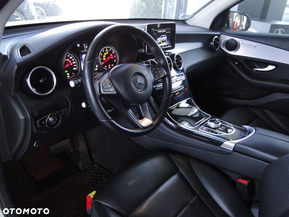 Mercedes-Benz GLC - 23
