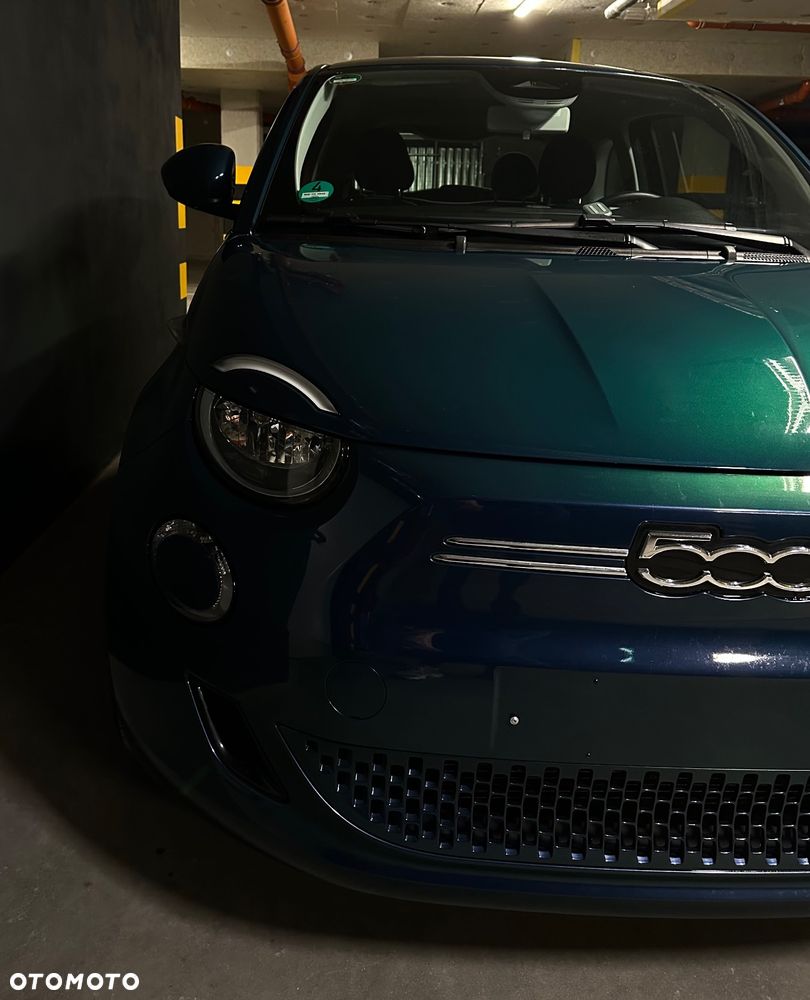 Fiat 500e Action - 40