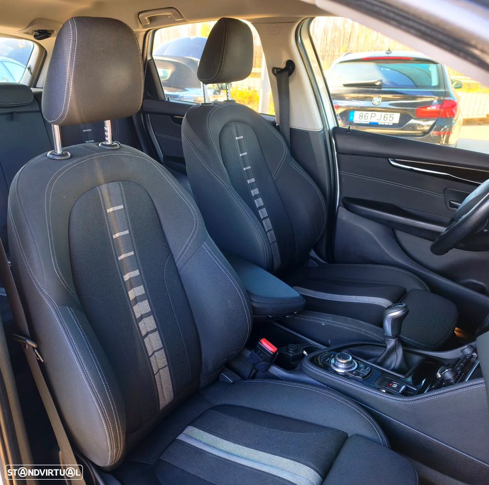 BMW 218 Active Tourer d Sport Line - 12