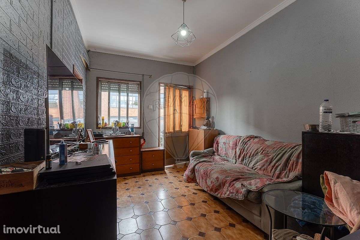 Moradia T2 para venda - Grande imagem: 2/15