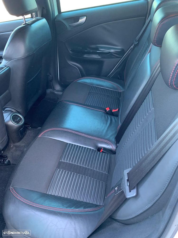 Alfa Romeo Giulietta 1.6 JTDM Distinctive - 6