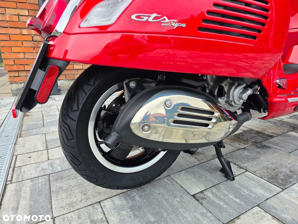 Piaggio Vespa - 9