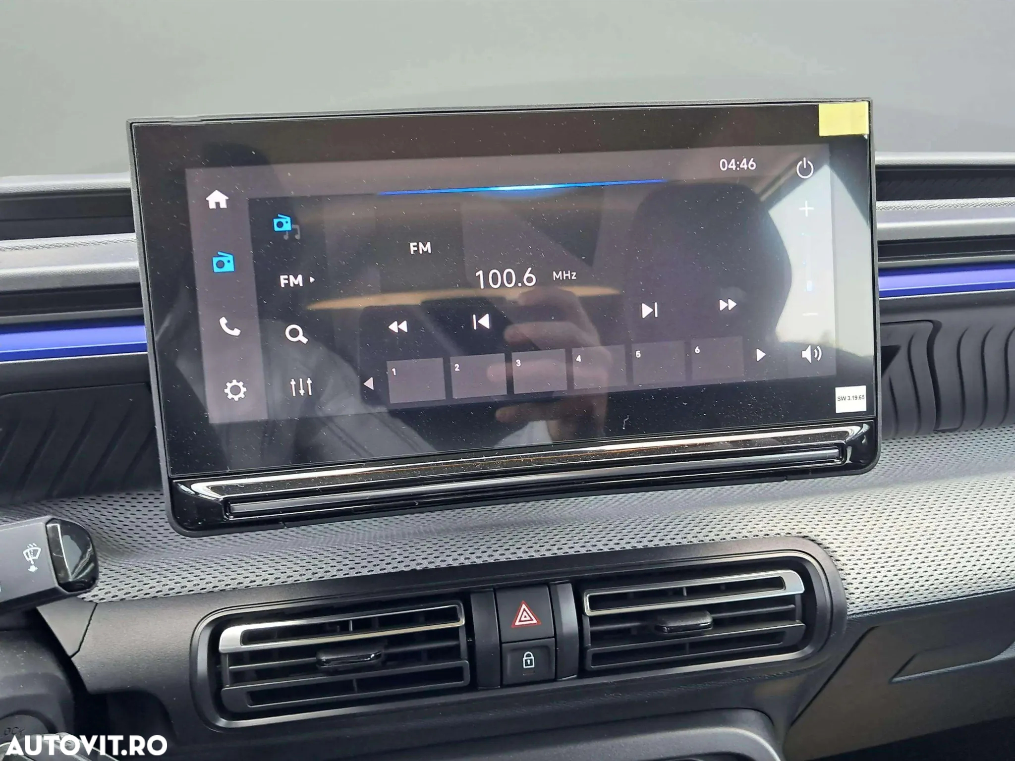 Citroën C3 1.2 PureTech 100 S&S BVM6 PLUS - 12