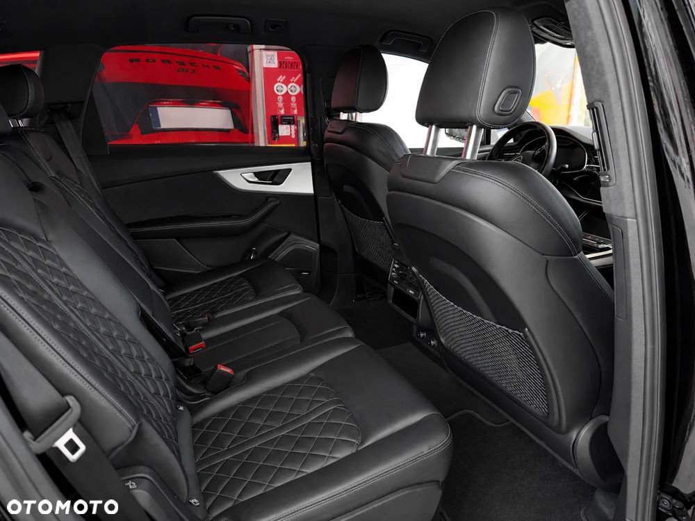 Audi Q7 - 9
