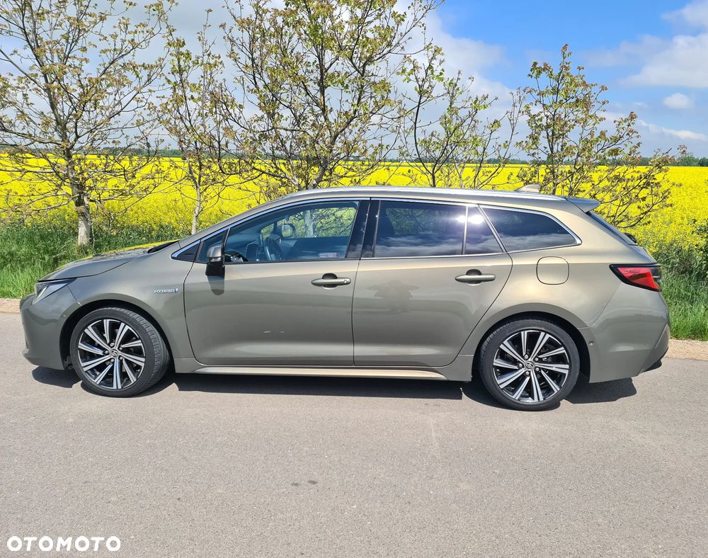 Toyota Corolla 2.0 Hybrid Comfort - 3