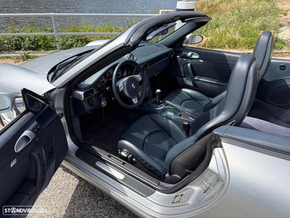 Porsche 911 (997) Carrera S Cabriolet - 23