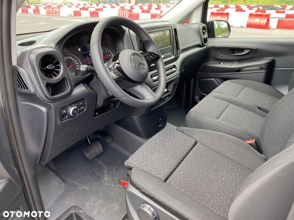 Mercedes-Benz Vito - 10
