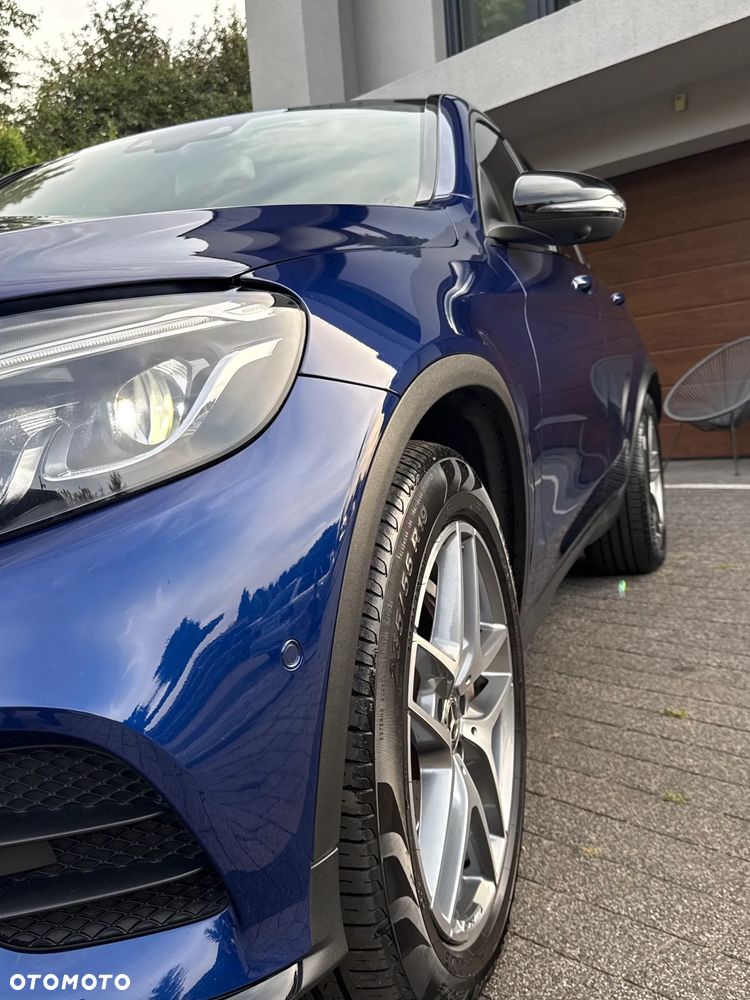 Mercedes-Benz GLC 250 4Matic 9G-TRONIC AMG Line - 3