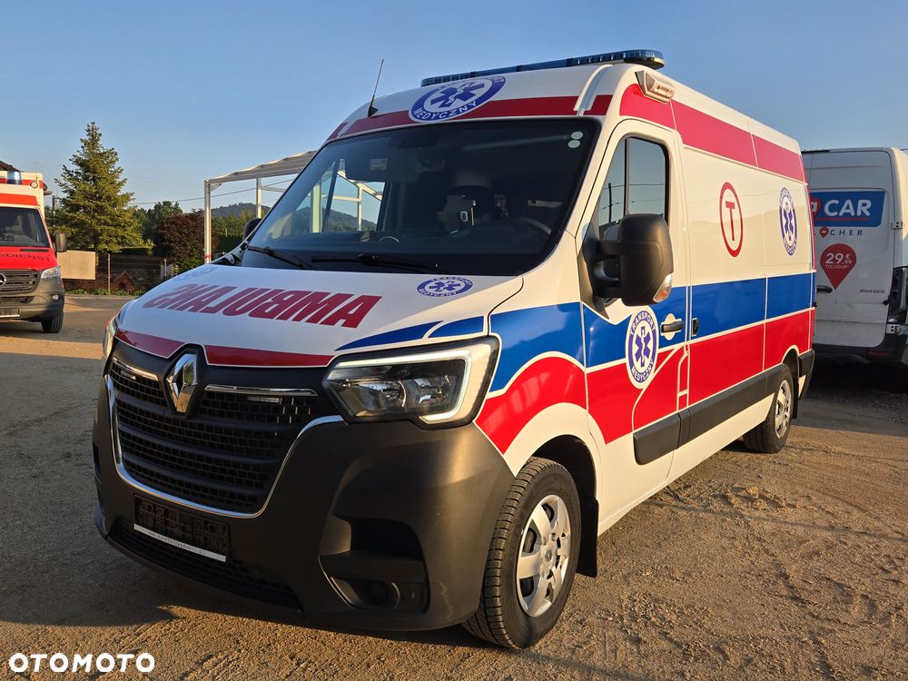 Renault Master Ambulans karetka - 2
