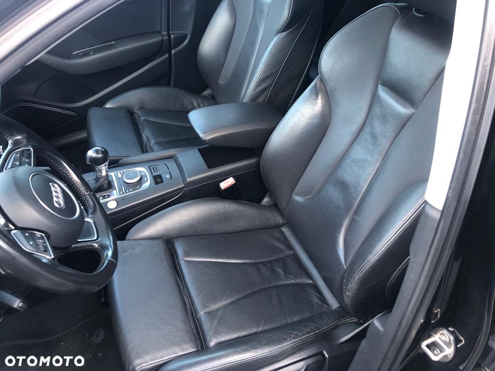 Audi A3 Sportback 2.0 TDI (clean diesel) quattro S tronic Ambiente - 7