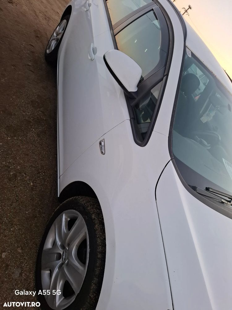 Opel Astra 1.6 CDTI DPF ecoFLEX Start/Stop ENERGY - 4