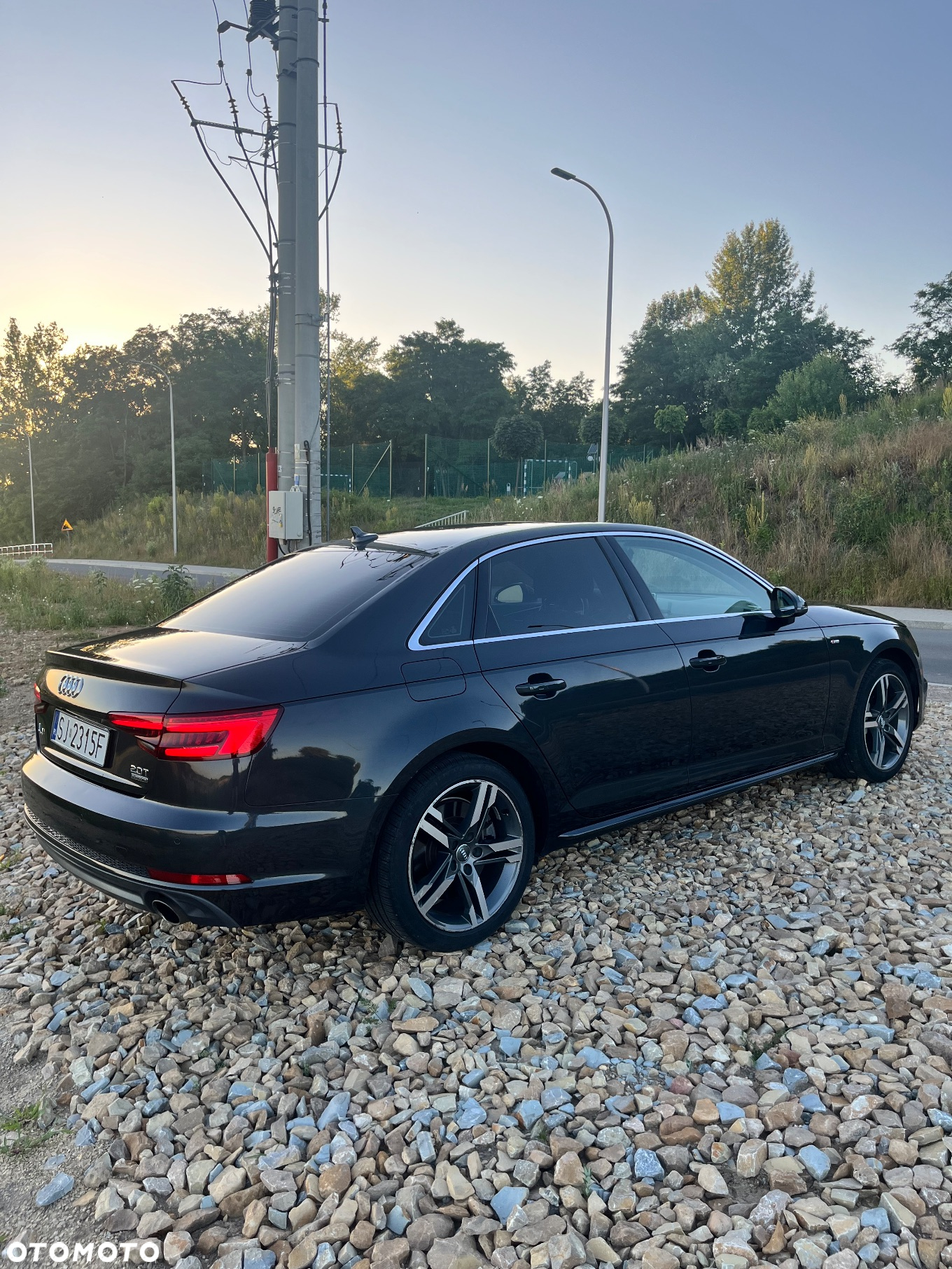 Audi A4 2.0 TFSI Quattro Design S tronic - 5